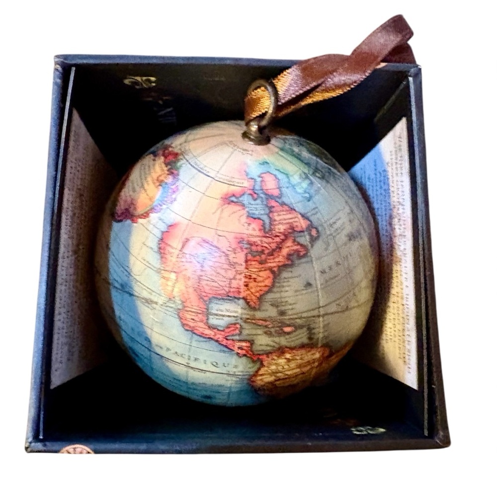 Globe new boxed collectible ornament - Picture 2 of 8